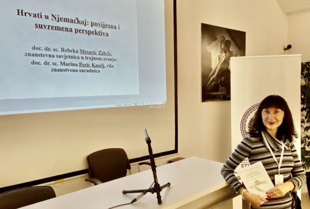 Dr.  sc. Rebeka Mesarić Žabčić na konferenciji &#8220;Suvremeni usud gastarbajterskog naslijeđa Hrvatske&#8221;, 28. 10. 2022.