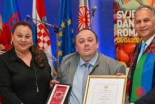 Dr. sc. Danijelu Vojaku Godišnja nagrada Saveza Roma u Republici Hrvatskoj “KALI SARA”, 8. 4. 2024.