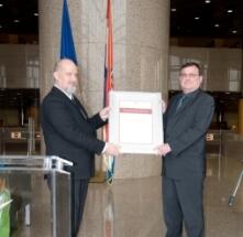 Zahvalnica Nacionalne i sveučilišne knjižnice Institutu Ivo Pilar