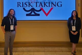Dr. sc. Renata Glavak Tkalić i asistent Bruno Škovrlj na 19th International Conference on Gambling & Risk Taking; Las Vegas, 26.-28. 5. 2026.